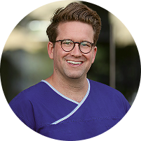 Contact Dr Sam Daniels